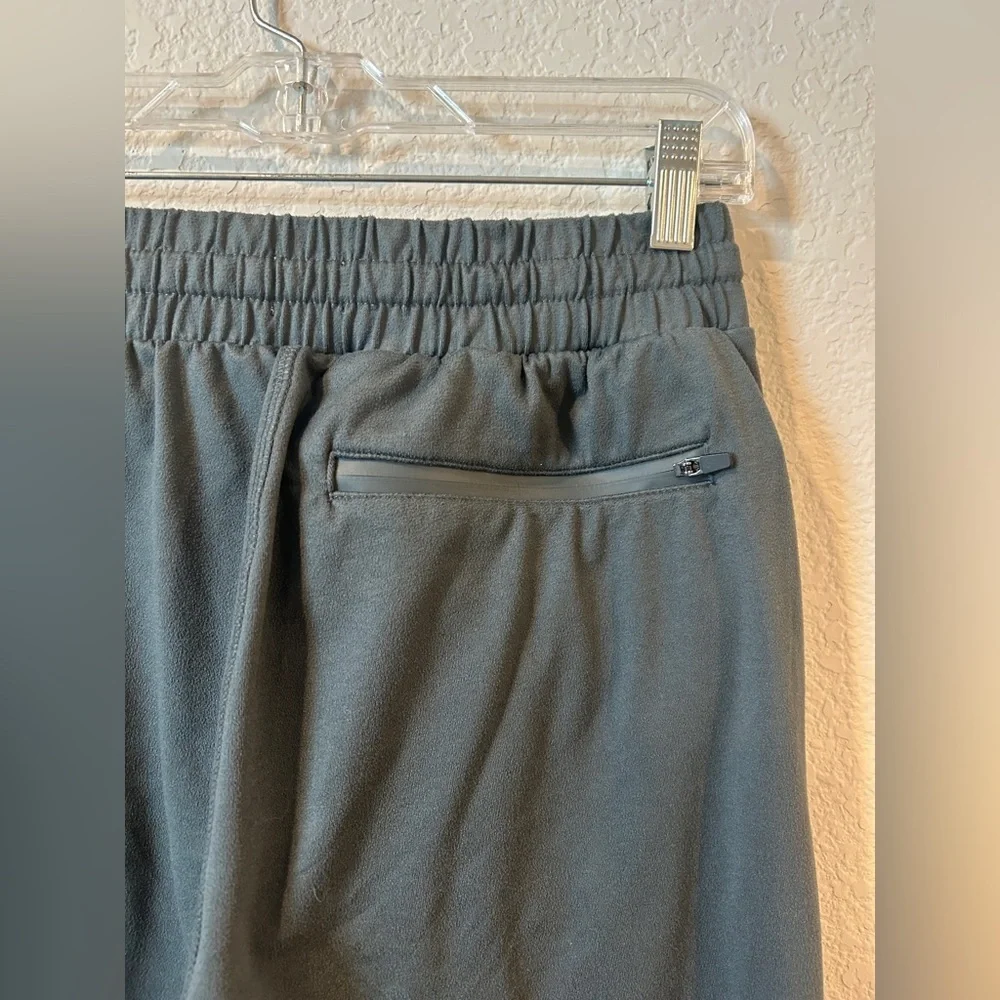 FEAT Men's Green/Grey Roam Performance Pant - Small